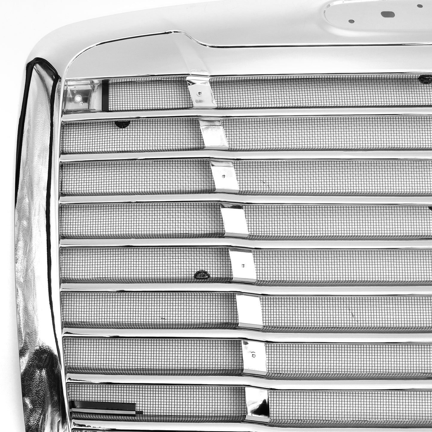 Freightliner Century 2005–2011 Chrome Front Grille Replacement with Protective Mesh